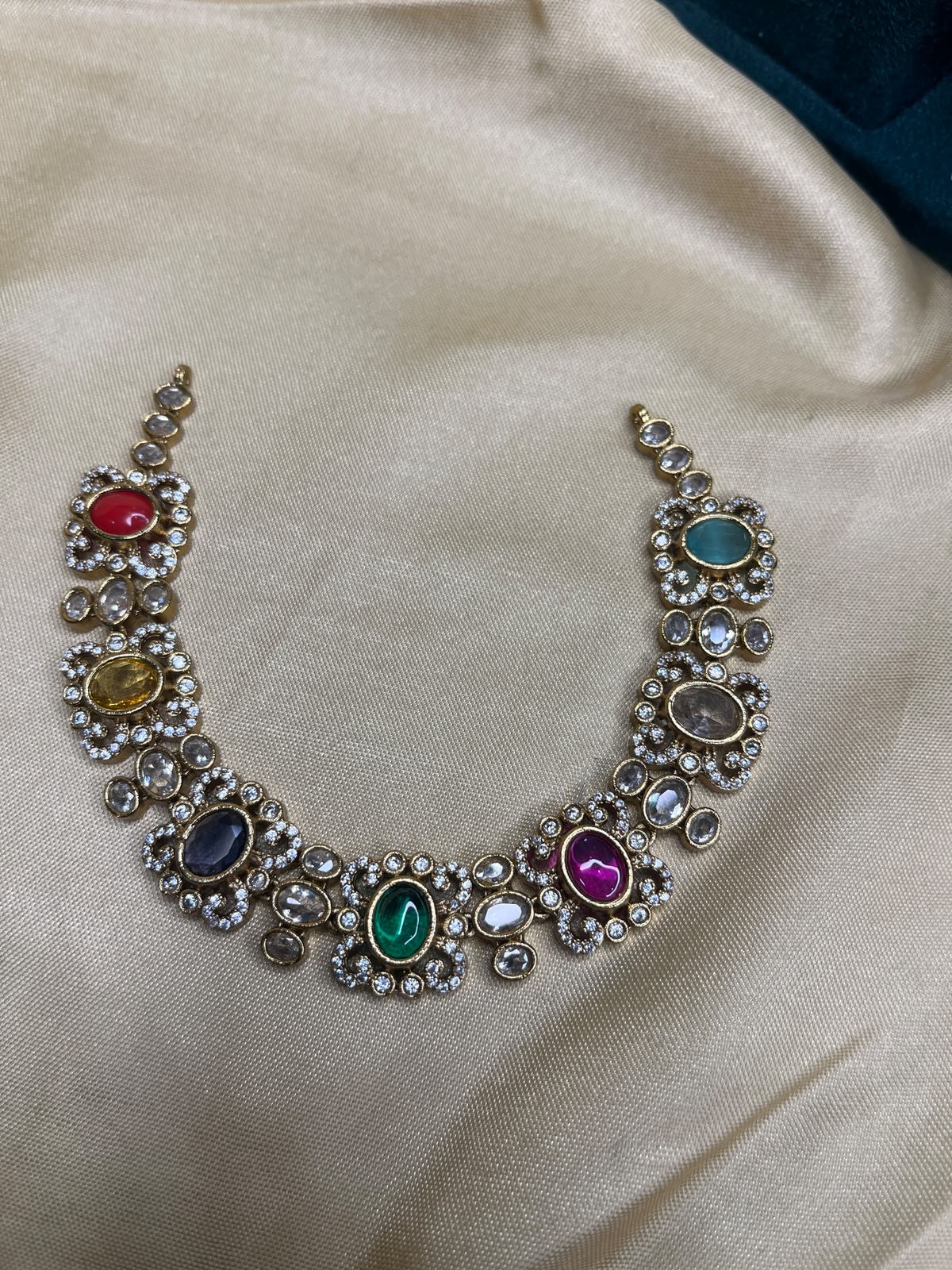 AD STONE NECKLACE