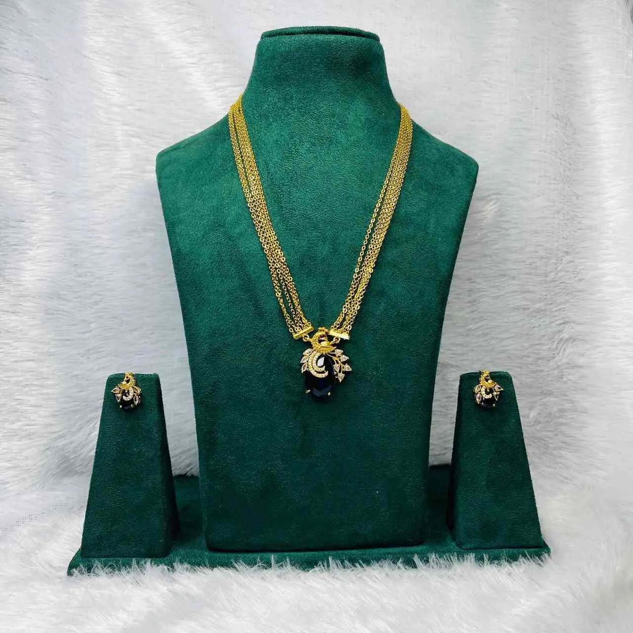 SASC124  FIVE LAYER  BLUE AD STONE CHAIN WITH PEACOCK EARRINGS