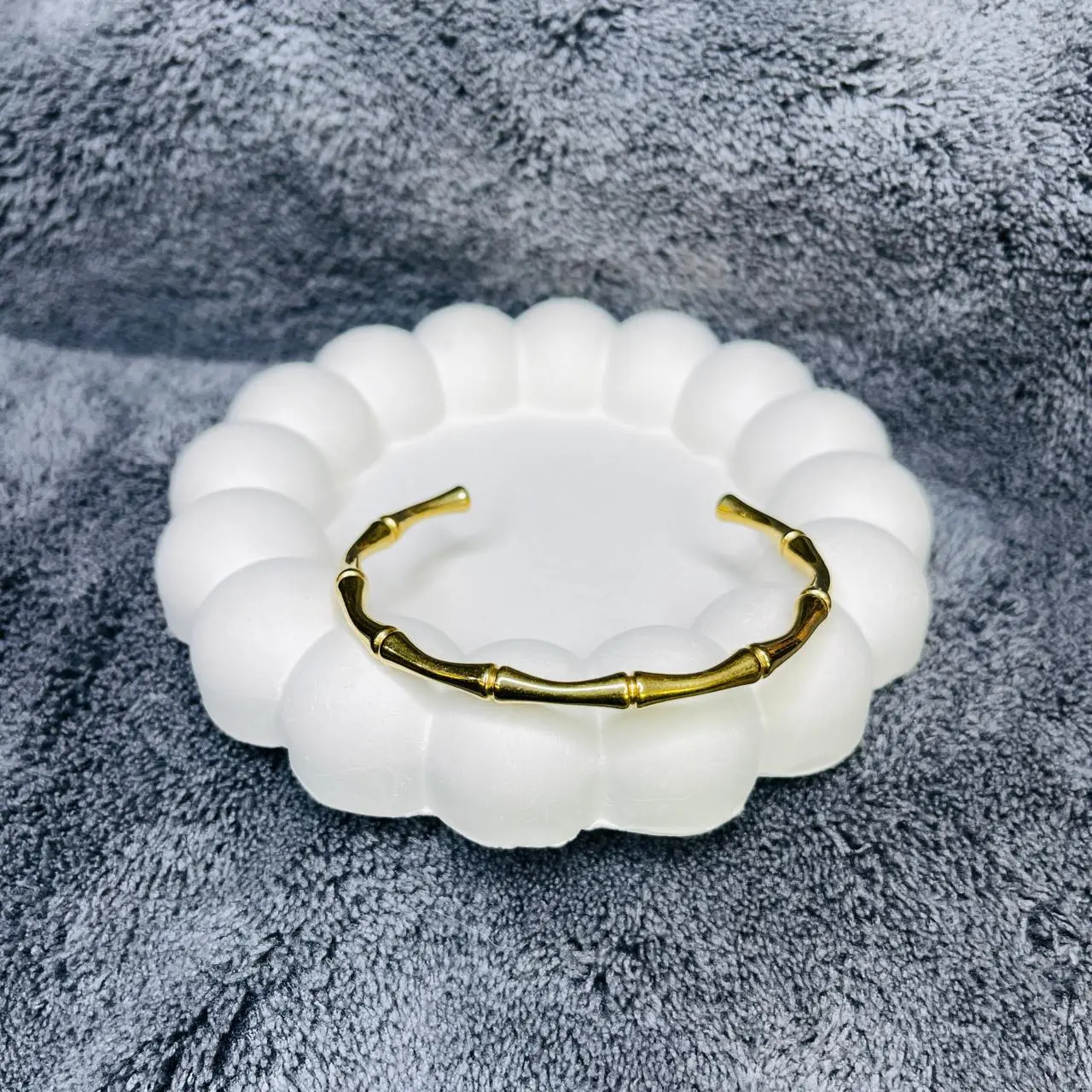 SAAT841 GOLD-PLATED BAMBOO CUFF KADA BANGLE