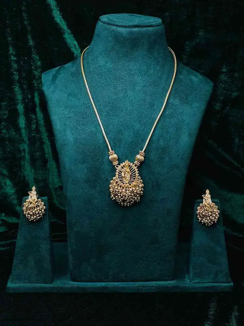 SASL735 GOLD KRISHNA PENDANT