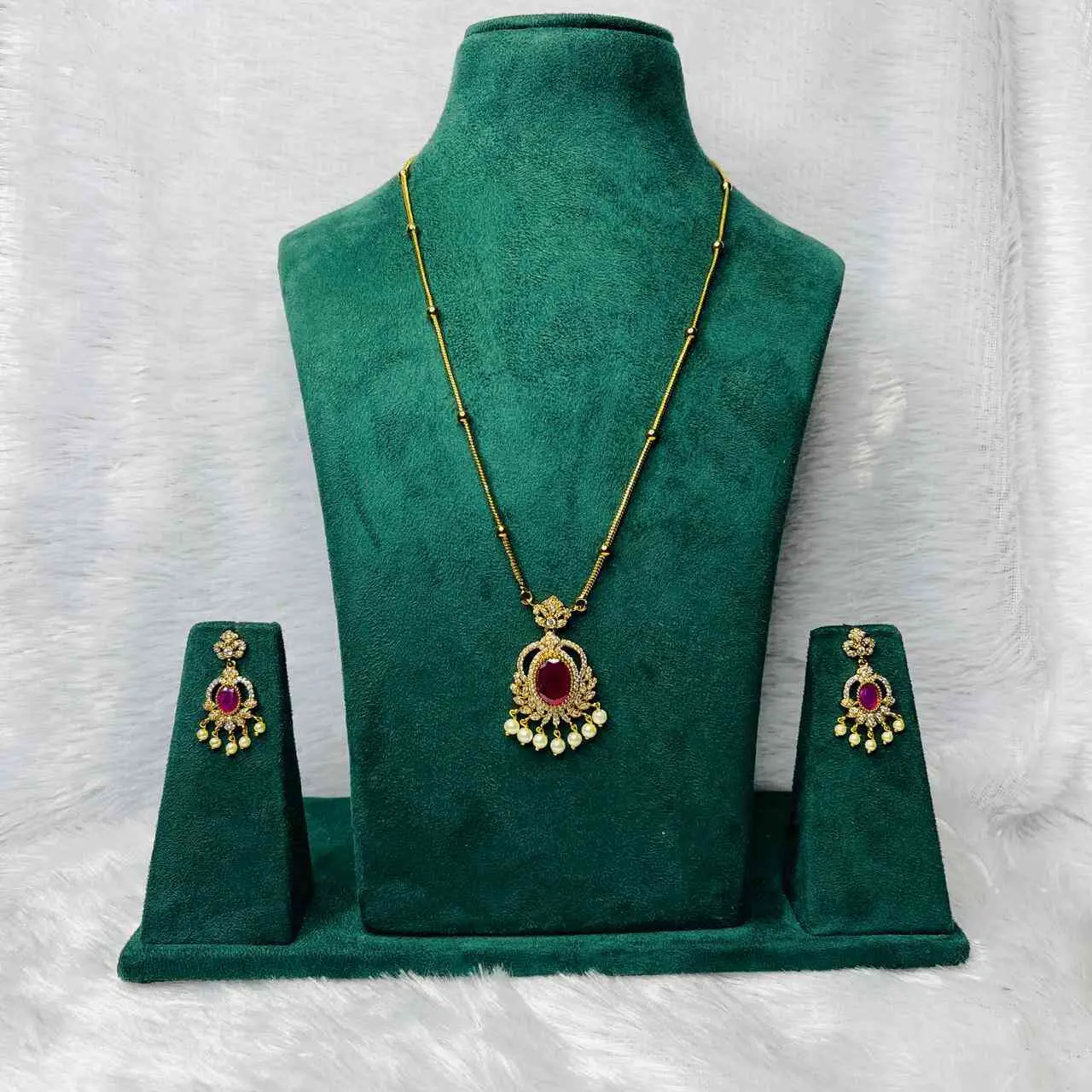 SASC123 GOLD BALLS CHAIN AND RUBY PENDANT WITHPEARLS HANGING EARRINGS