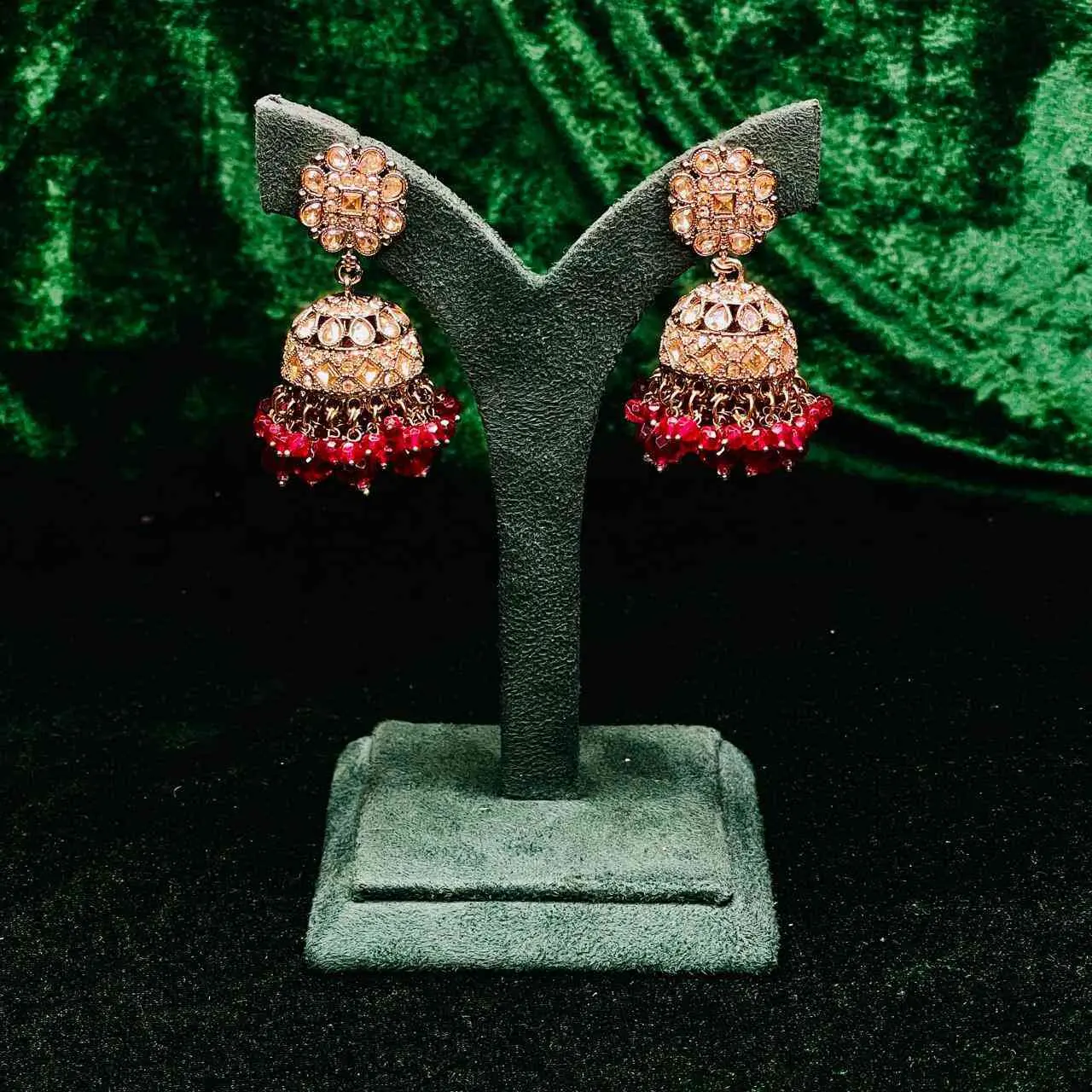 SAJH327 MULTI-CRYSTAL STONE &BEADS HANGING POLKI JHUMKA (RED)