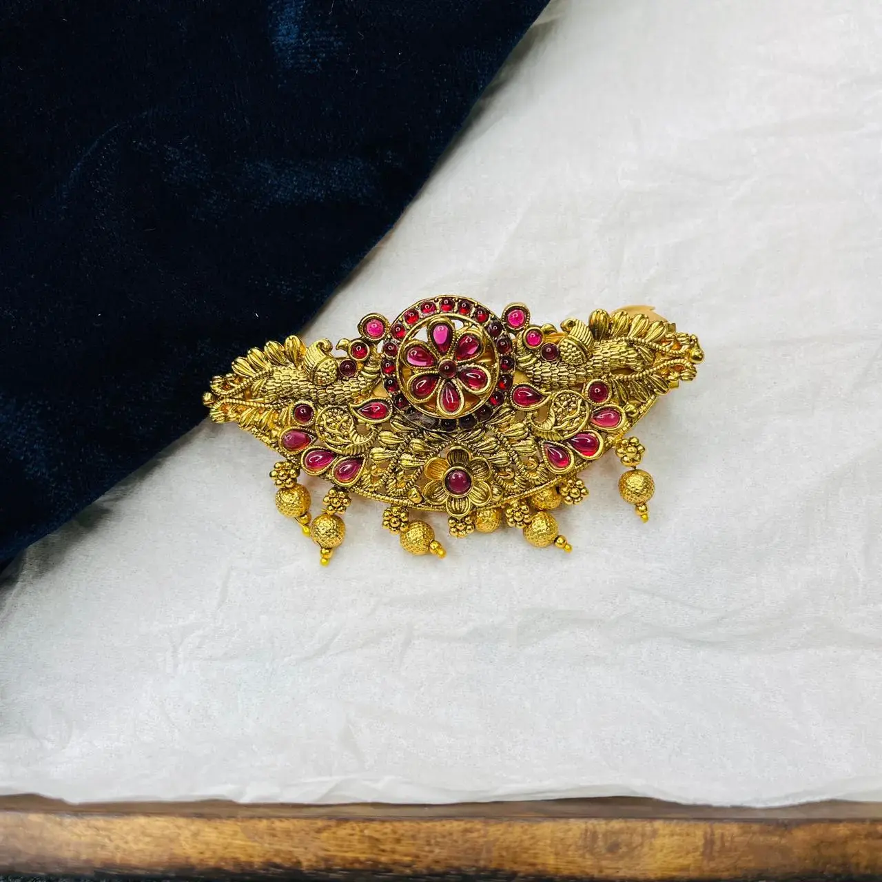 SAHC203 RED KEMP STONE HAIR CLIP