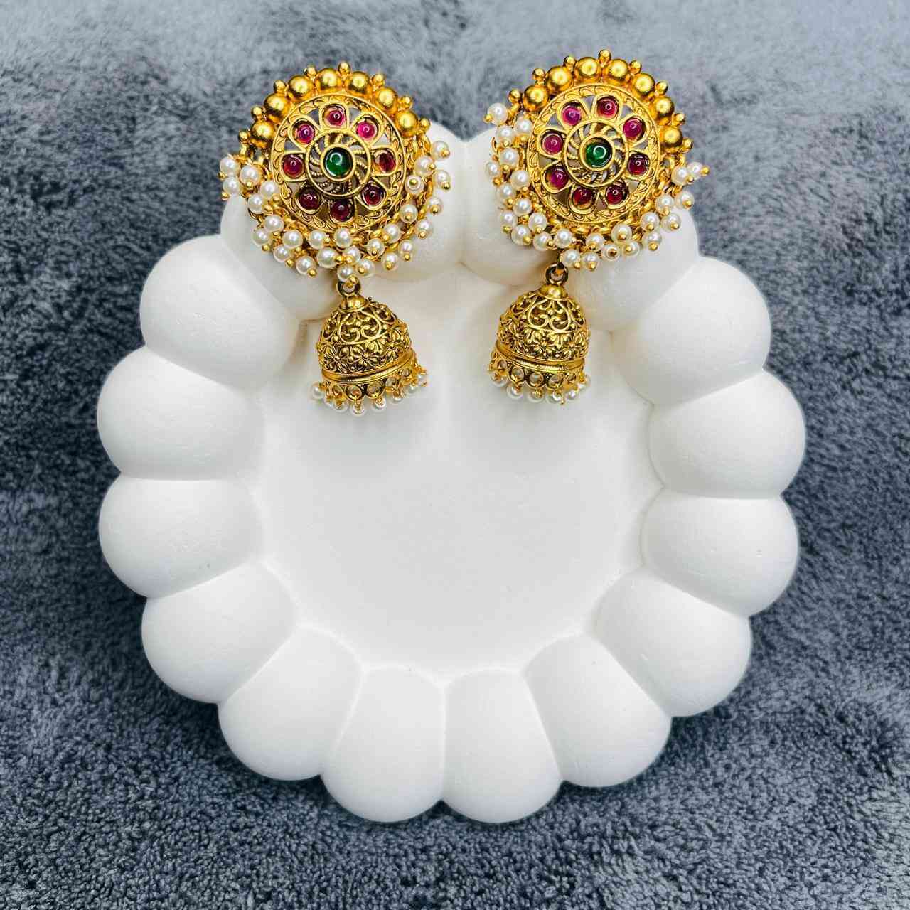 SAJH318 GOLD PLATED KEMP STONE  PERAL GUNGHROO JHUMKA 