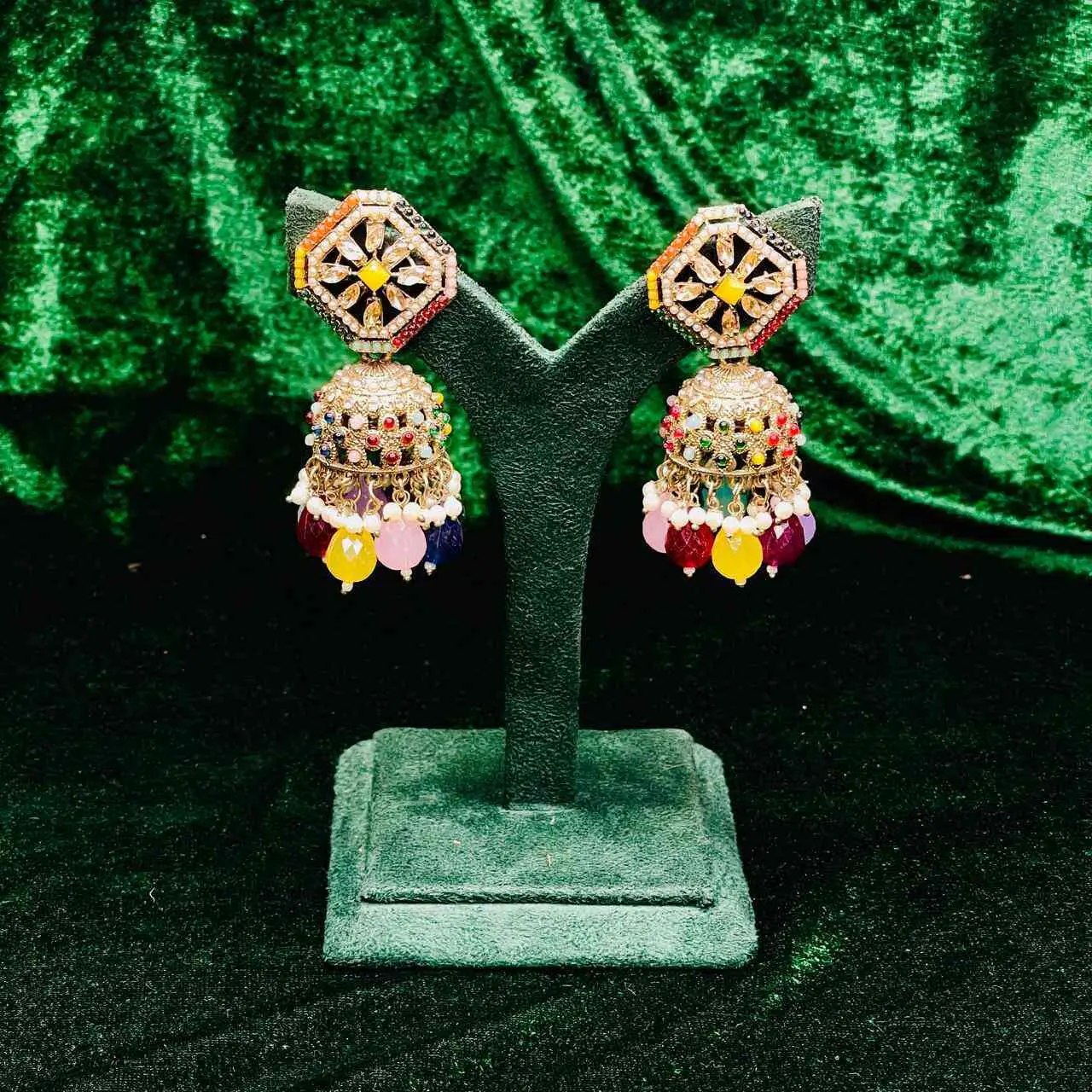 SAJH326   MULTI-COLOUR STONE ﻿JHUMKA WITH HANGING