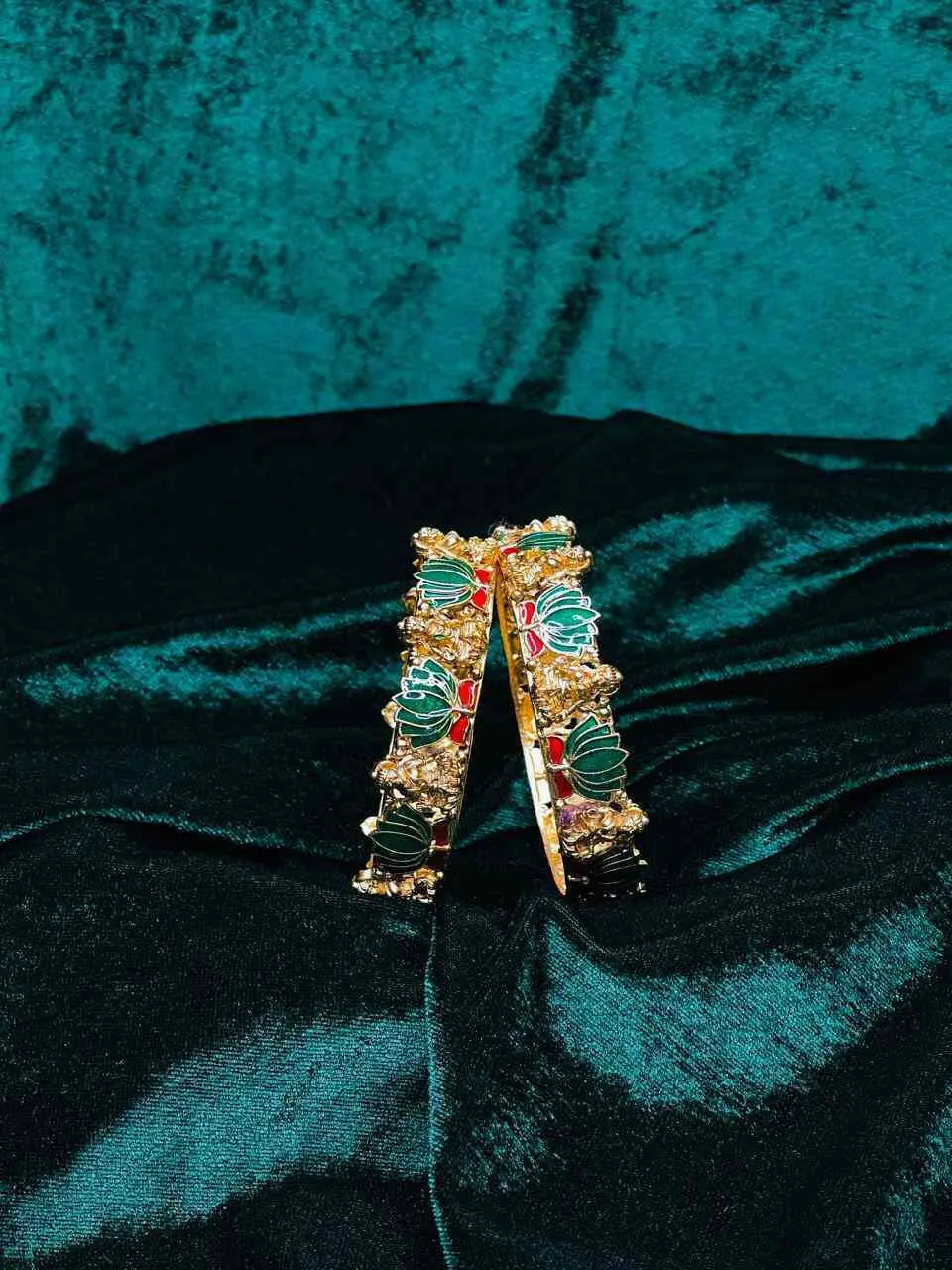 SABG603 GREEN LOTUS WITH LEKSHMI BANGLES