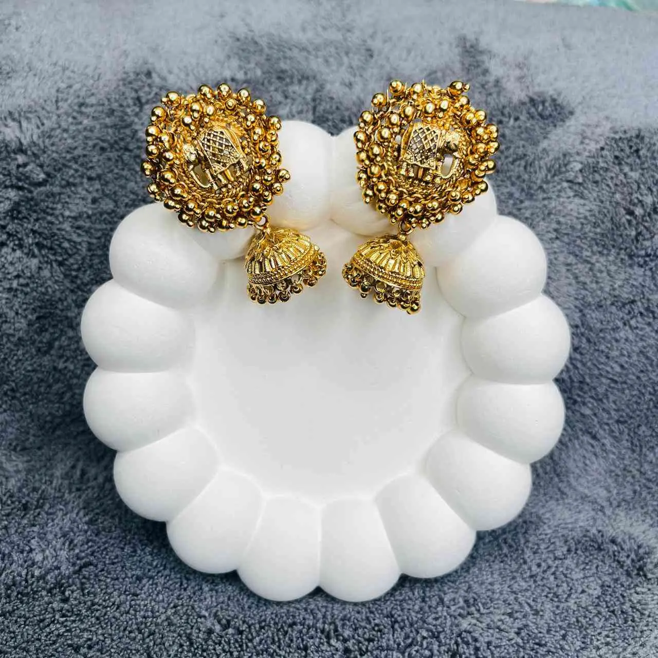 SAJH321 GOLD PLATED  ELEPHANT MOTIF GOLDEN GUNGHROO JHUMKA 